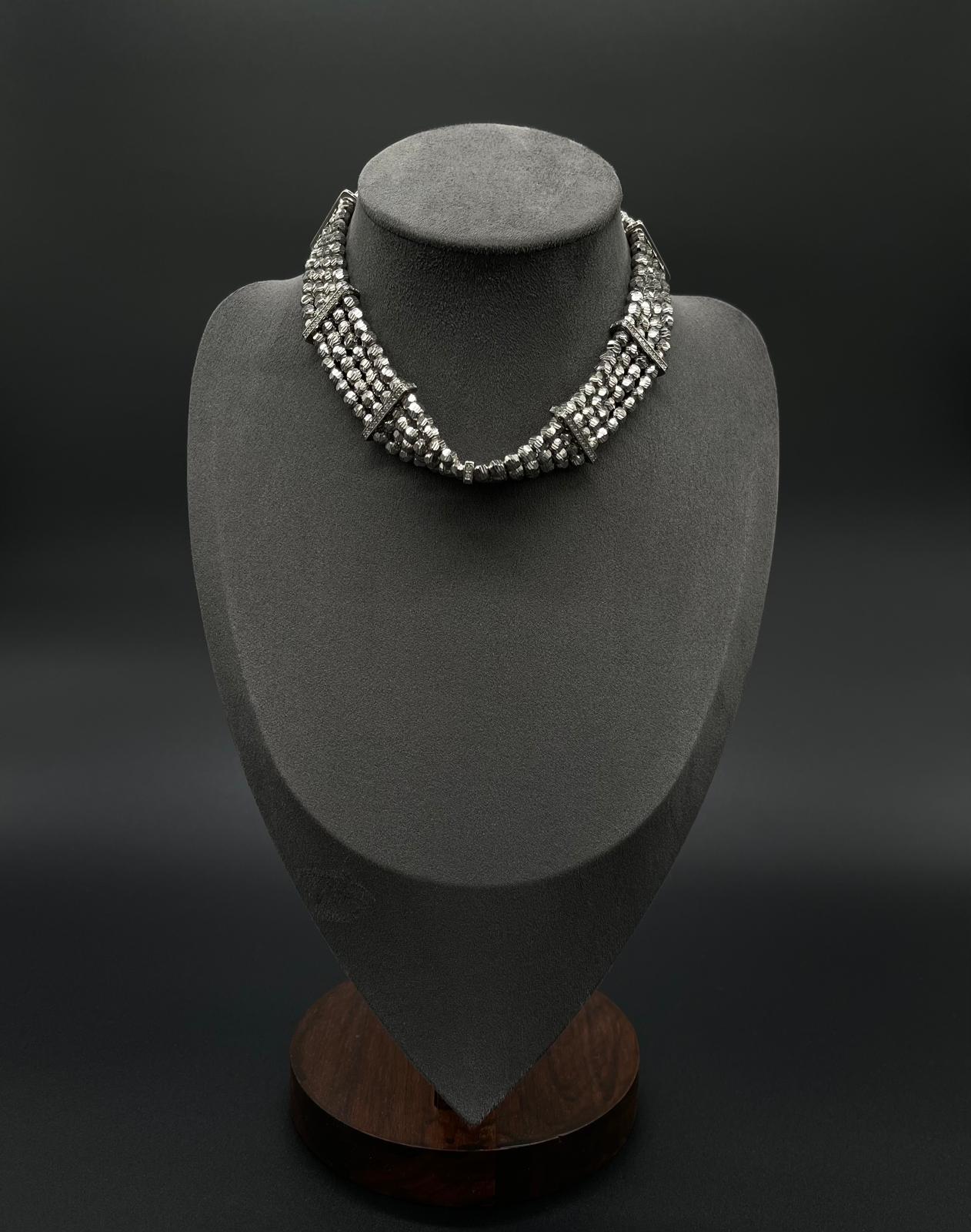 Harsiq -  Halsband