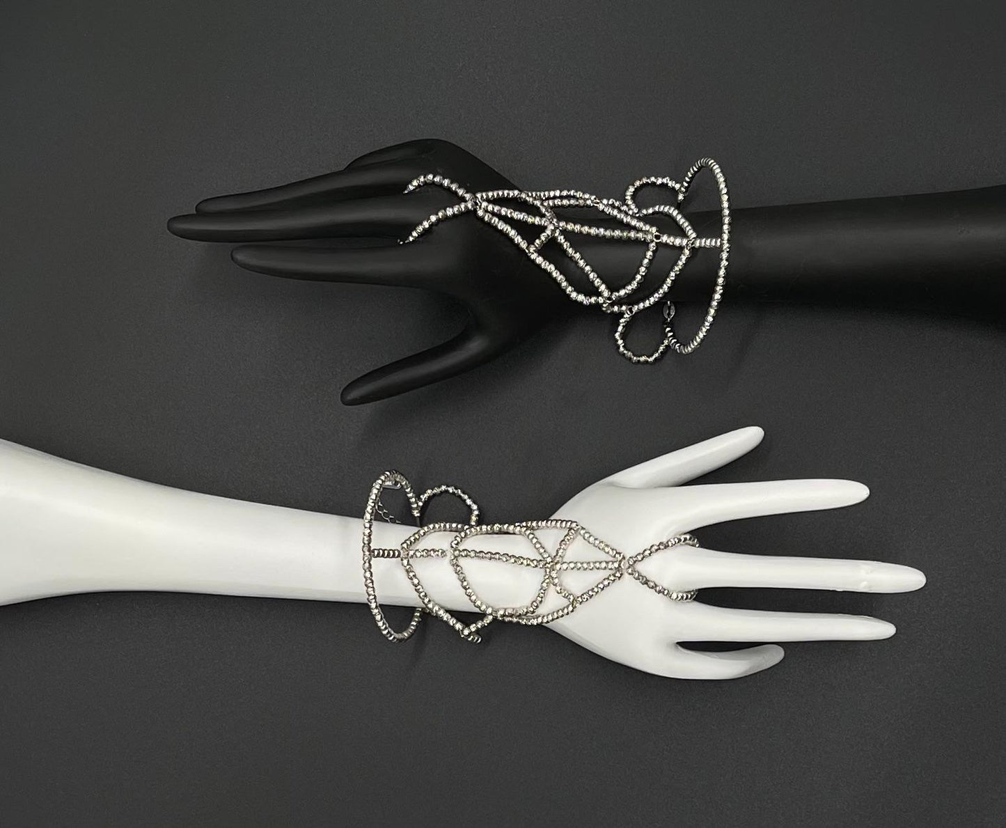 Harsiq -  Handschmuck